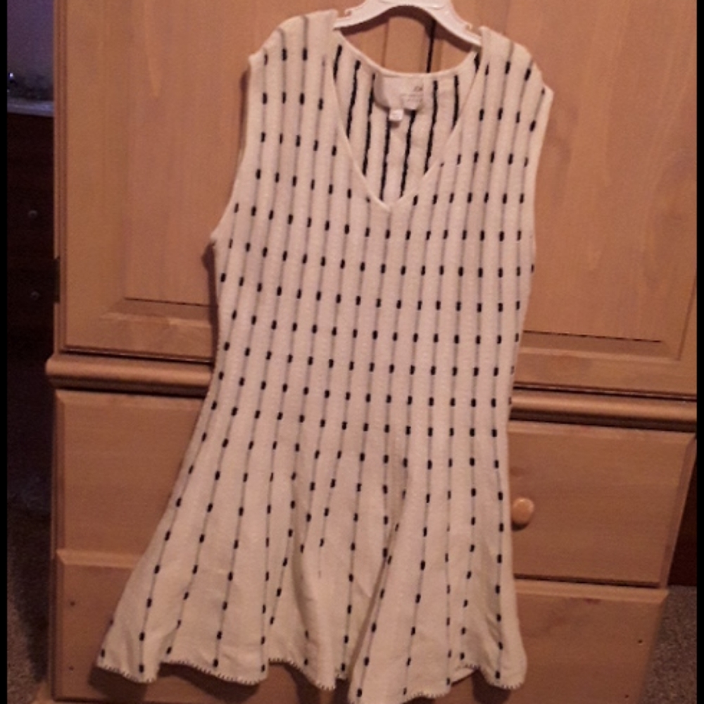 Sleeveless sweater tunic